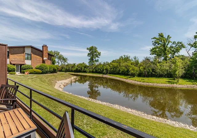Homes for sale in Highland Park, IL | 1071 Deerfield Pl, Highland Park, IL 60035 | MLS# 12699757