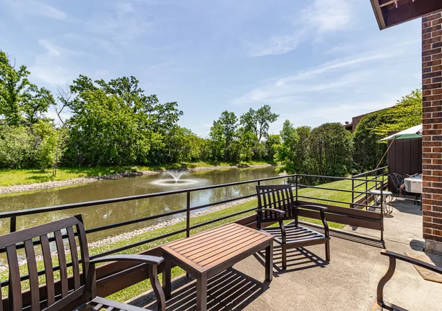 Homes for sale in Highland Park, IL | 1071 Deerfield Pl, Highland Park, IL 60035 | MLS# 12699757