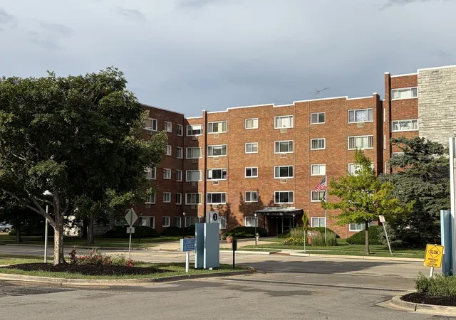 Homes for sale in Joliet, IL | 222 Madison St #112, Joliet, IL 60435 | MLS# 12699775