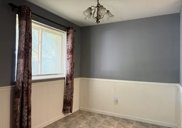 Homes for sale in Joliet, IL | 222 Madison Street, Joliet, IL 60435 | Houzeo