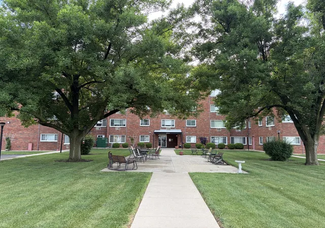 Homes for sale in Joliet, IL | 222 Madison St #112, Joliet, IL 60435 | MLS# 12699775