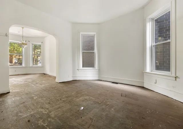 Homes for sale in Chicago, IL | 1907 W Irving Park Rd, Chicago, IL 60613 | MLS# 12699808
