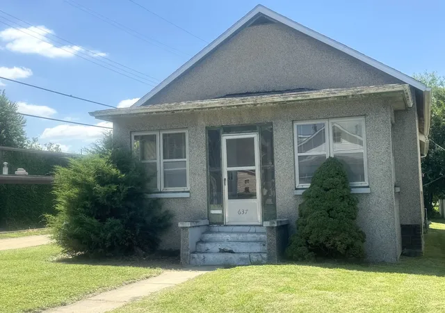 2nd image of 637 Crosat St, Lasalle, IL 61301 | MLS# 12699815