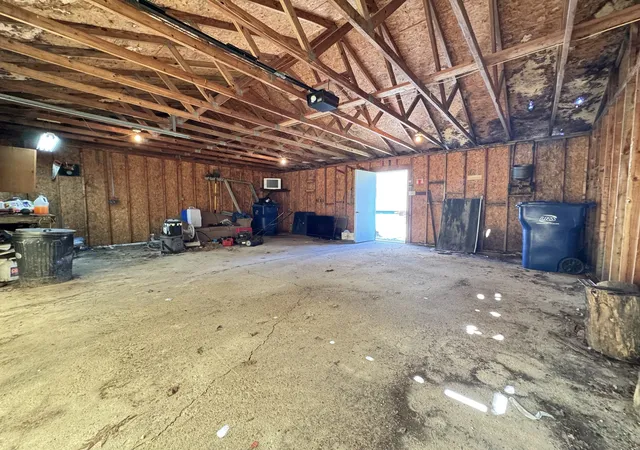 23rd image of 637 Crosat St, Lasalle, IL 61301 | MLS# 12699815