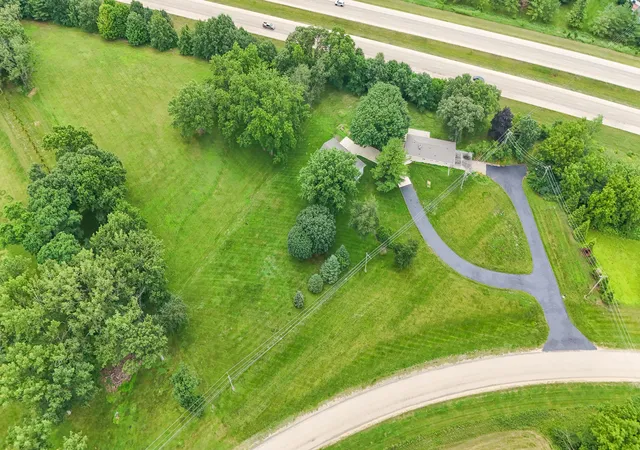 Homes for sale in Dixon, IL | 1742 Wolverine Rd, Dixon, IL 61021 | MLS# 12699826