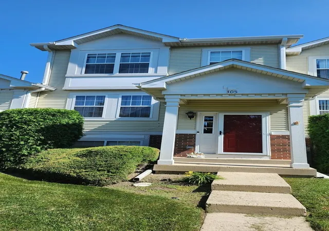 Homes for sale in Hainesville, IL | 305 Holiday Ln, Hainesville, IL 60073 | MLS# 12699838