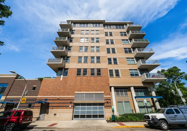 Homes for sale in Chicago, IL | 511 W Division St #706, Chicago, IL 60610 | MLS# 12699848