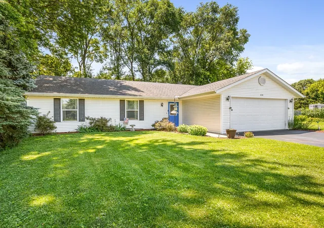 Homes for sale in Davis Junction, IL | 210 W Pacific St, Davis Junction, IL 61020 | MLS# 12699855