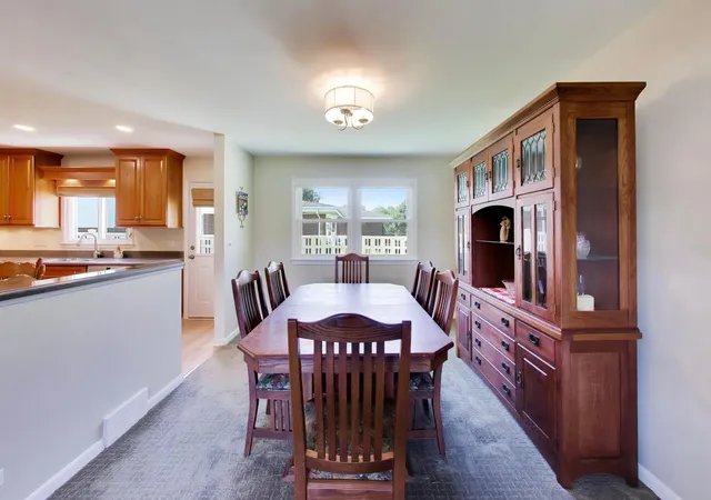 5th image of 2505 E Mayfair Rd, Arlington Heights, IL 60004 | MLS# 12699885