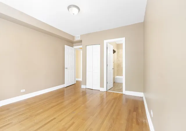 Homes for sale in Chicago, IL | 1747 W Pratt Blvd #1, Chicago, IL 60626 | MLS# 12699900