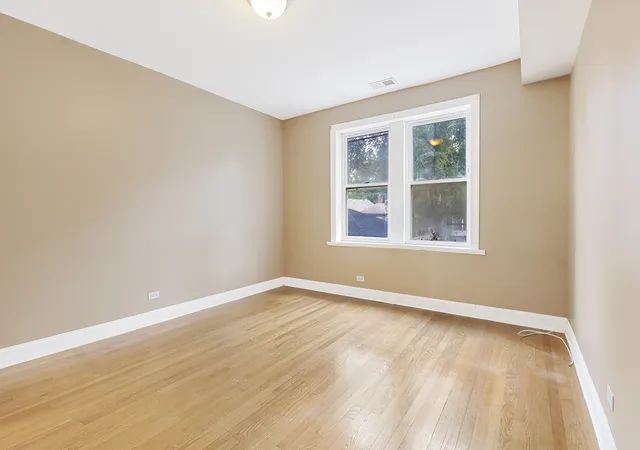 Homes for sale in Chicago, IL | 1747 W Pratt Blvd #1, Chicago, IL 60626 | MLS# 12699900