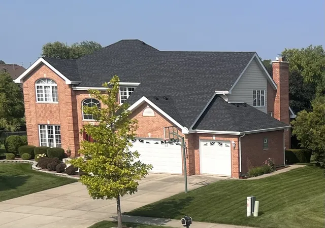 Homes for sale in Frankfort, IL | 21367 Brittany Dr, Frankfort, IL 60423 | MLS# 12699918