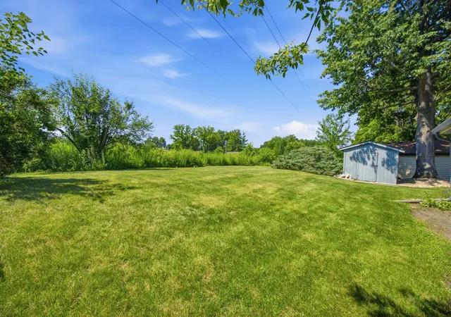 32nd image of 5609 Bellville Dr, Rockford, IL 61108 | MLS# 12699941