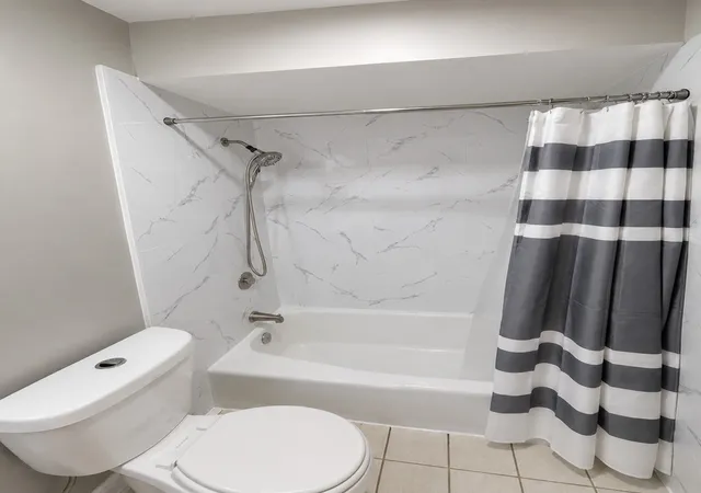 Listing Photo 2 - Condo for sale in building located at 12741 S La Crosse Ave, Alsip, IL 60803 - Unit #2B