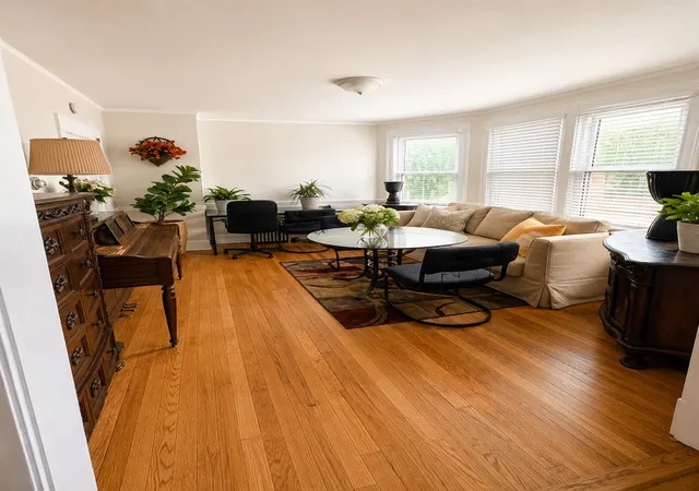 4th image of 2108 Wesley Ave, Evanston, IL 60201 | MLS# 12699962
