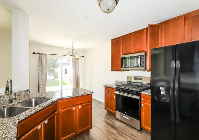 Photo 2 of Townhouse for sale at 1437 Crimson Ln, Yorkville, IL 60560 | MLS# 12699972 | Listing updated on 2026-09-15