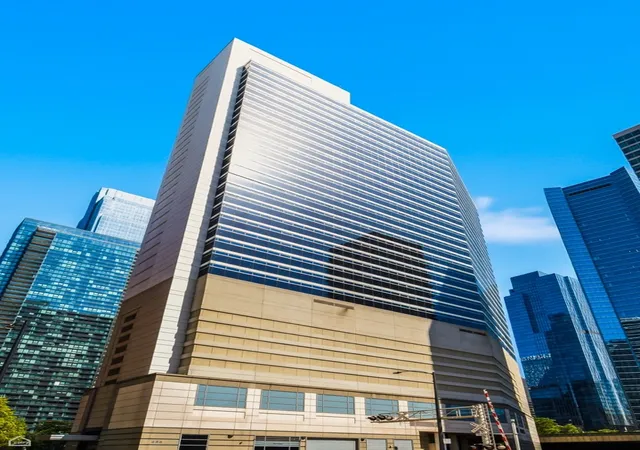 Homes for sale in Chicago, IL | 333 N Canal St #3003, Chicago, IL 60606 | MLS# 12699977