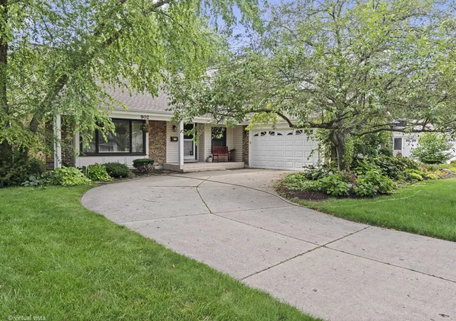 Homes for sale in Palatine, IL | 902 N Rohlwing Rd, Palatine, IL 60074 | MLS# 12699988