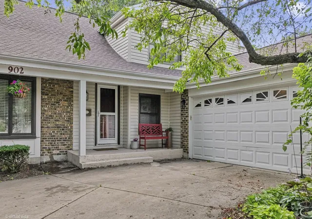 Homes for sale in Palatine, IL | 902 N Rohlwing Rd, Palatine, IL 60074 | MLS# 12699988