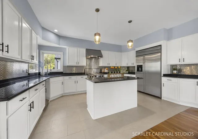 Photo 3 of Single family home for sale at 2494 Adamsway Dr, Aurora, IL 60502 | MLS# 12700034 | Listing updated on 2026-09-24