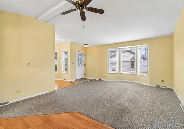 Photo 2 of Single family home for sale at 335 Belmont Ct, Grayslake, IL 60030 | MLS# 12700057 | Listing updated on 2026-09-08