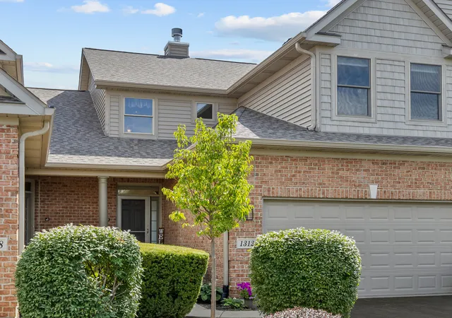 Homes for sale in Antioch, IL | 1312 Inverness Ct, Antioch, IL 60002 | MLS# 12700059