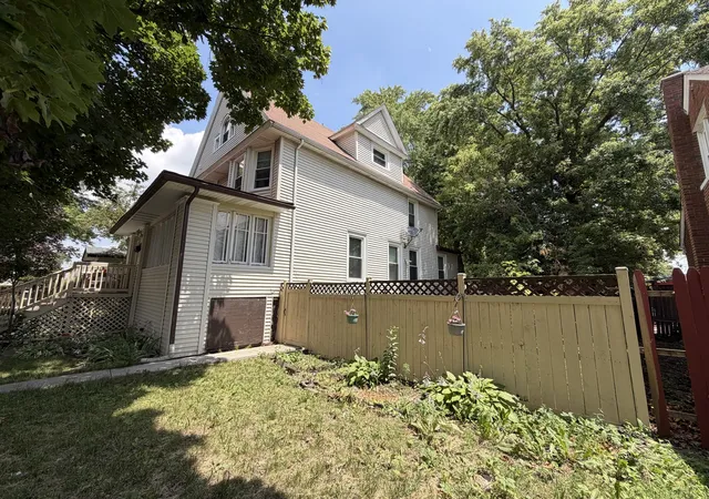 3rd image of 209 S 19Th Ave, Maywood, IL 60153 | MLS# 12700078