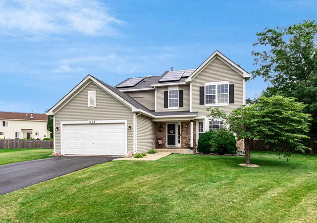 1st image of 1308 Burns Ct, Minooka, IL 60447 | MLS# 12700090