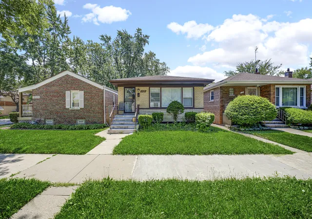 Photo 1 of Single family home for sale at 1105 W 123rd Street, Calumet Park, IL 60827 | MLS# 12700094 | Listing updated on 2026-09-21