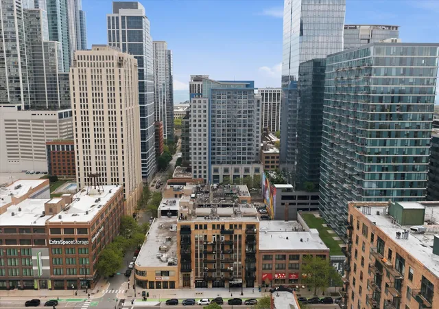 Homes for sale in Chicago, IL | 1307 S Wabash Avenue, Chicago, IL 60605 | Houzeo