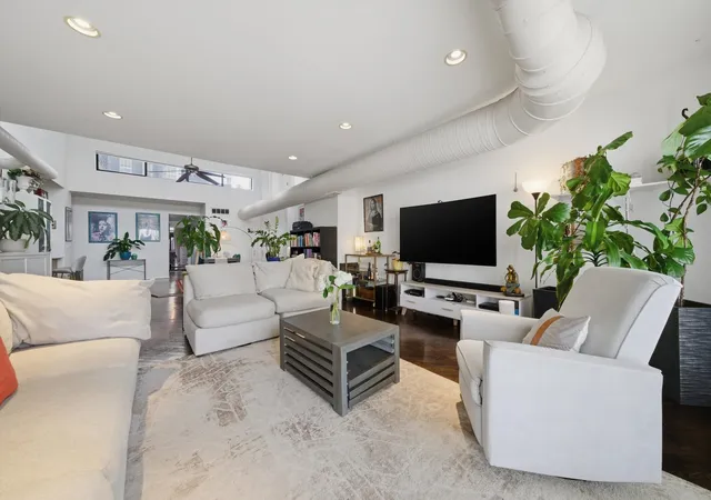 Homes for sale in Chicago, IL | 1307 S Wabash Ave, Chicago, IL 60605