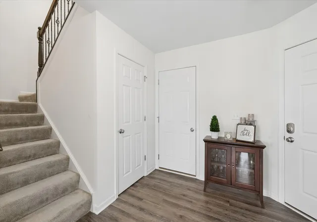 Homes for sale in Woodstock, IL | 246 Wildmeadow Ln, Woodstock, IL 60098 | MLS# 12700121