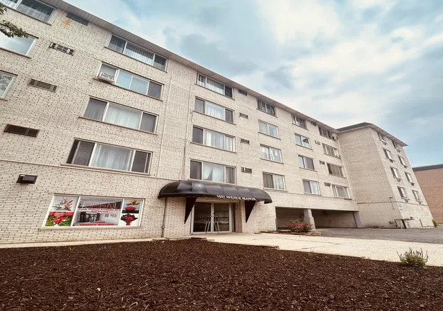 Condo for sale at 1227 S Harlem Ave #310, Berwyn, IL 60402 | MLS# 12700135