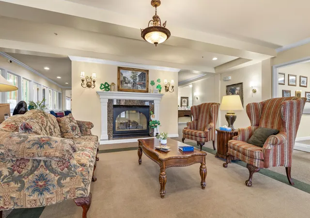 Homes for sale in Elgin, IL | 801 N Mclean Blvd #124, Elgin, IL 60123 | MLS# 12700143