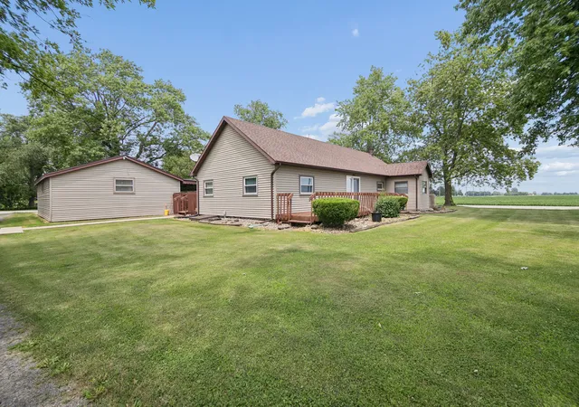 Homes for sale in Kankakee, IL | 5472 E 2000n Rd, Kankakee, IL 60901 | MLS# 12700154