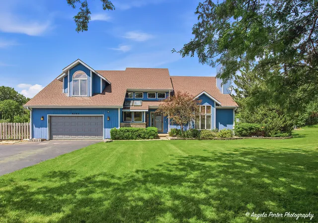 Photo 1 of Single family home for sale at 8302 White Oaks Rd, Wonder Lake, IL 60097 | MLS# 12700168 | Listing updated on 2026-09-14