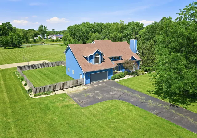 Photo 43 of Single family home for sale at 8302 White Oaks Rd, Wonder Lake, IL 60097 | MLS# 12700168 | Listing updated on 2026-09-14