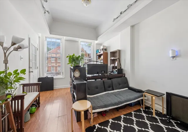 Homes for sale in Chicago, IL | 2946 S Loomis St, Chicago, IL 60608 | MLS# 12700187