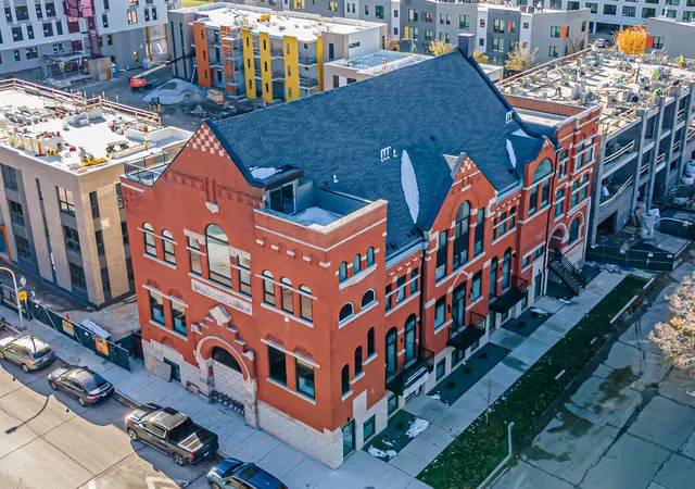 Homes for sale in Chicago, IL | 505 W Elm St, Chicago, IL 60610