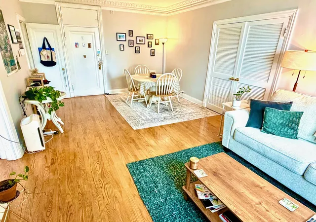 Homes for sale in Chicago, IL | 6101 N Sheridan Rd #11E, Chicago, IL 60660 | MLS# 12700197