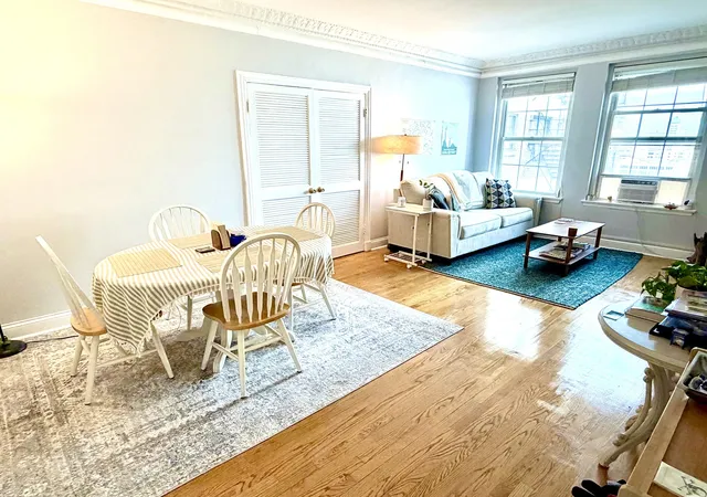 3rd image of 6101 N Sheridan Rd #11E, Chicago, IL 60660 | MLS# 12700197