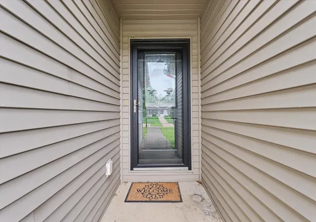 Homes for sale in Urbana, IL | 2601 Milford Dr, Urbana, IL 61802 | MLS# 12700223