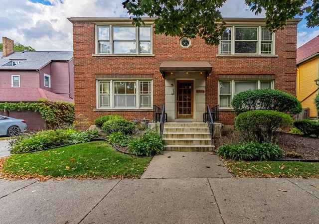 Homes for sale in Oak Park, IL | 1038 Superior St #1W, Oak Park, IL 60302 | MLS# 12700248