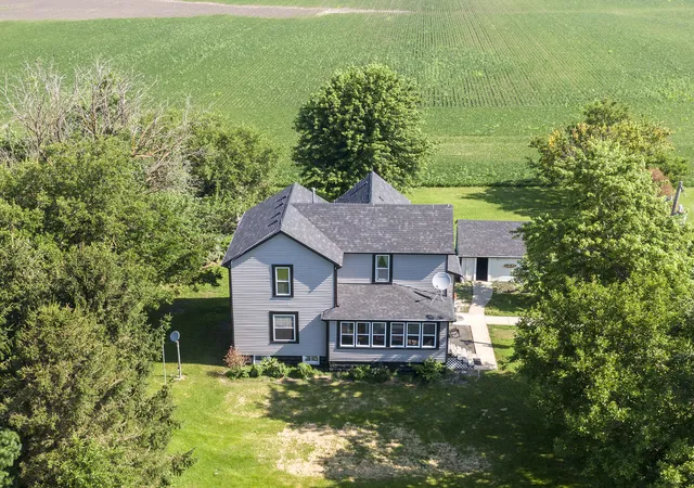 1st image of 650 E 2200 North Rd, Danforth, IL 60930 | MLS# 12700251