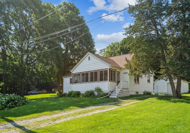 1st image of 608 3rd Ave, Cordova, IL 61242 | MLS# 12700266