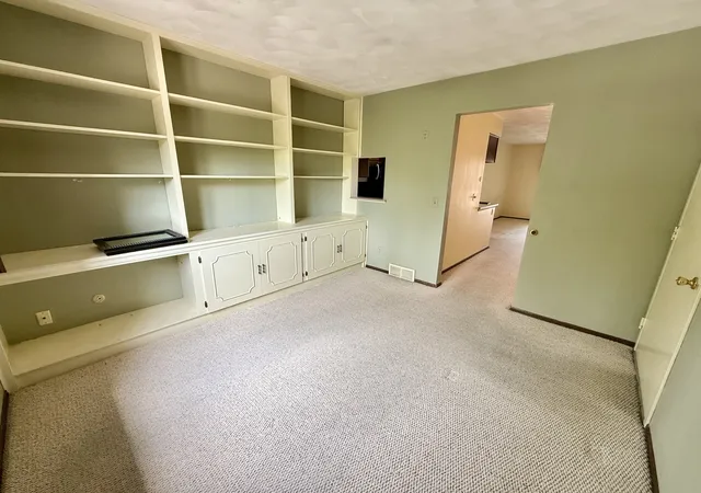 Photo 3 of Condo for sale at 3109 4th Street #0, Moline, IL 61265 | MLS# 12700278 | Listing updated on 2026-09-05