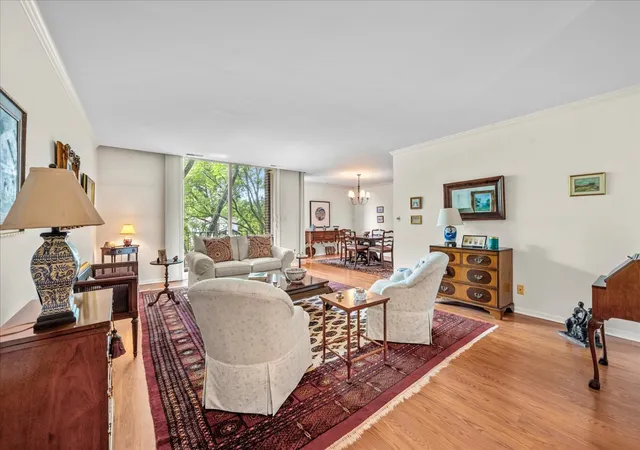 3rd image of 1350 N Western Ave #205, Lake Forest, IL 60045 | MLS# 12700298