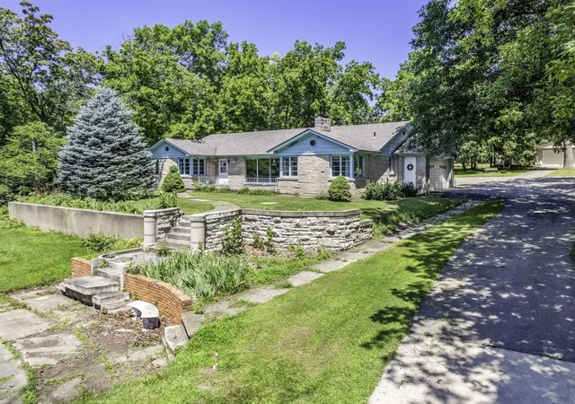 4th image of 1999 Columbus St, Ottawa, IL 61350 | MLS# 12700315