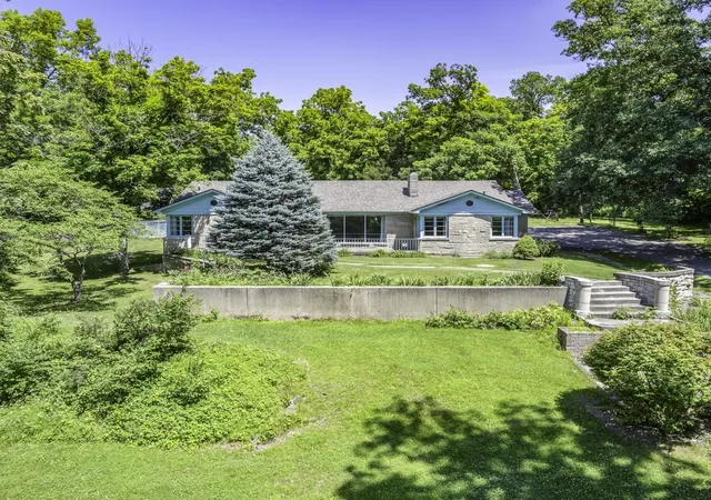 5th image of 1999 Columbus St, Ottawa, IL 61350 | MLS# 12700315