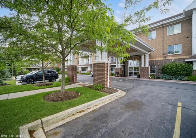 Homes for sale in Northbrook, IL | 2220 Founders Dr #314, Northbrook, IL 60062 | MLS# 12700326